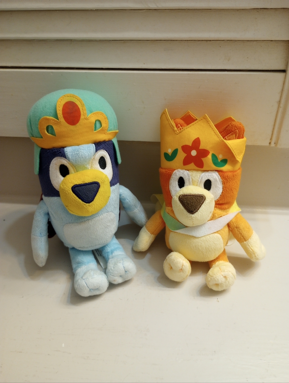 Bluey Bundle Princess Bluey And Queen Bingo Royal Plush